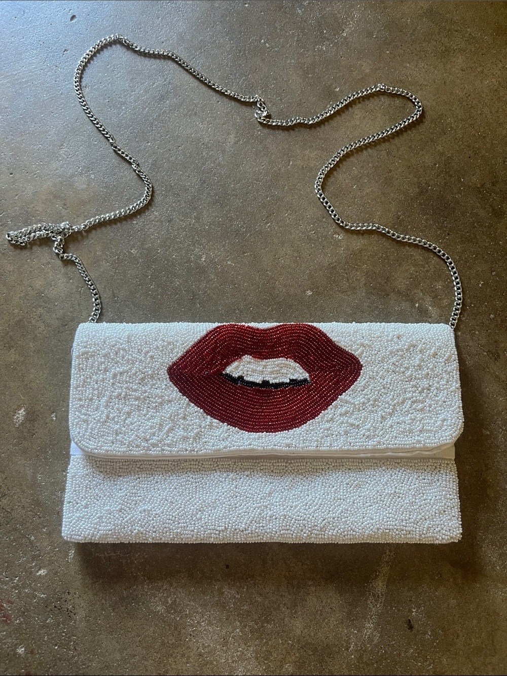 Beaded White Clutch with Red Lip Motif